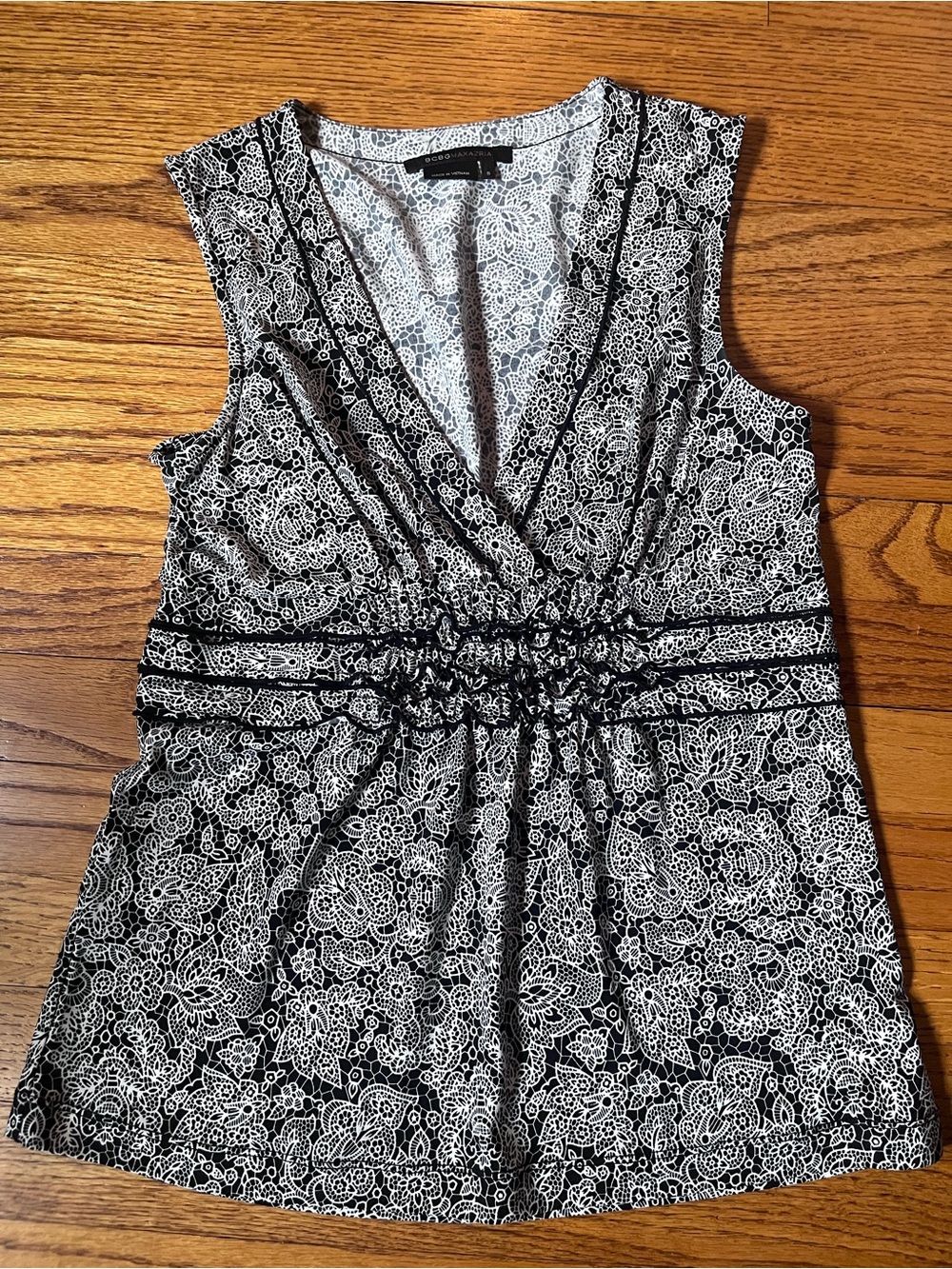 BCBG Black and White Sleeveless Top - Size S